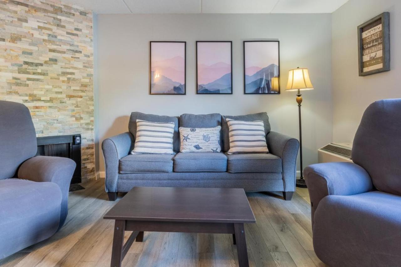 Family Bear Condos, Full King Suite, Kitchen, Pool Access Unit 103 Gatlinburg Eksteriør bilde