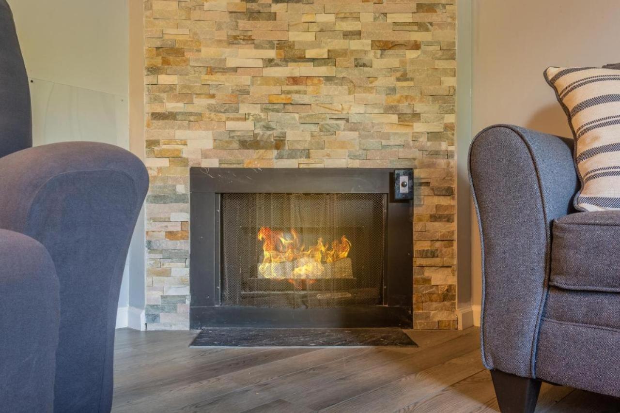 Family Bear Condos, Full King Suite, Kitchen, Pool Access Unit 103 Gatlinburg Eksteriør bilde